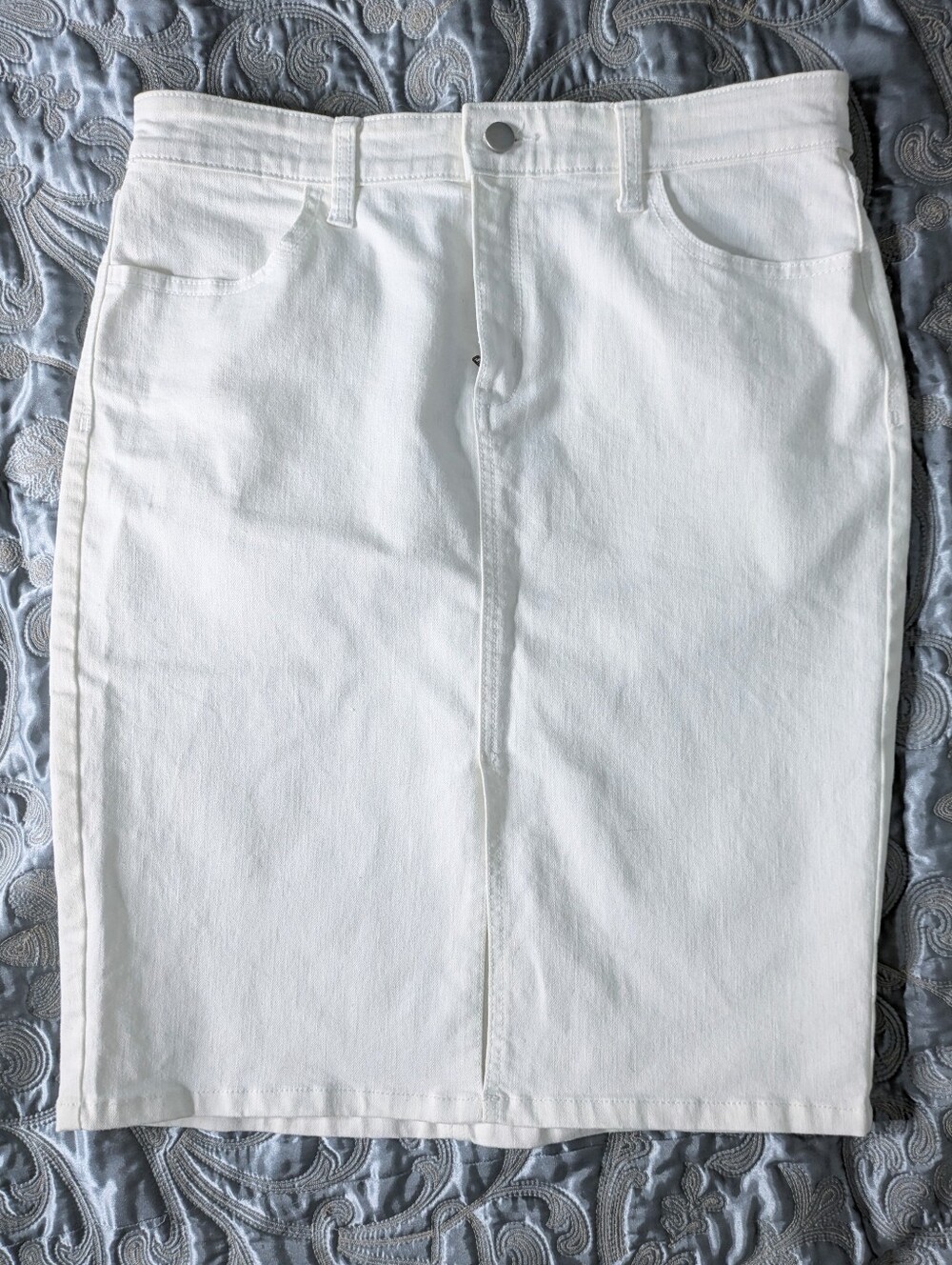 Banana Republic White Denim Skirt With Front Slit